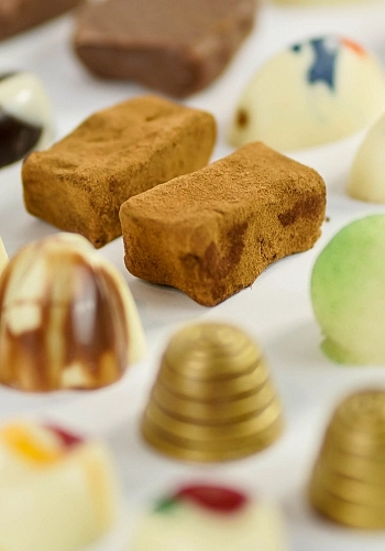 Chocolates Chocolates